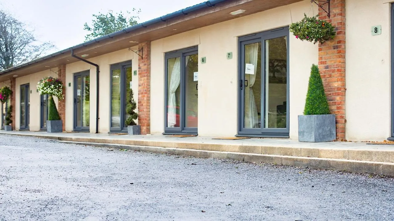 Accommodation Bristol Airport Redhill  Bed & Breakfast